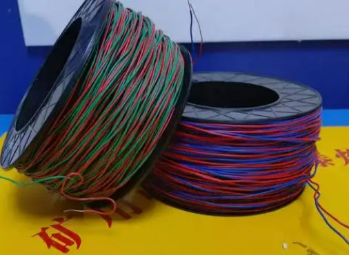 贡井放炮线的主要材质有哪些？不同材质的适用场景有何区别？